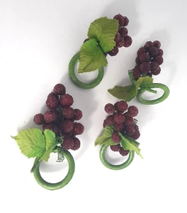 Pier 1 Napkin Rings Red Beaded Grapes Set 4 Table Decor - Picture 1 of 2