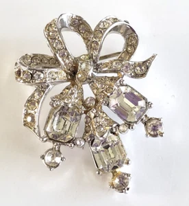 Vintage 1940s Coro Bow Bells Clear Rhinestone Silver Tone Pin 1.75" - Picture 1 of 4