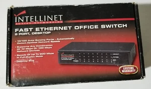 Intellinet 8-Port Fast Ethernet 10/100 Metal Desktop Size Office Switch, 523318 - Picture 1 of 6