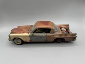 1:16 Motor City Classics 1957 Studebaker Golden Hawk Modellauto - Bild 1 von 10