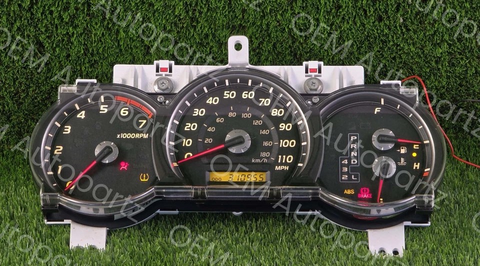 Medidores de velocidad de cuadro de instrumentos Toyota 4runner 2006-2009 OEM usados Foto 1 de 4