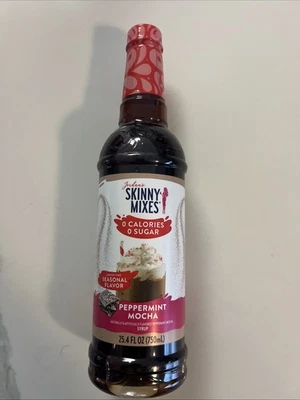 Jordan’s Skinny Mixes Peppermint Mocha, sabor de temporada por tiempo limitado 25,4 FL OZ Foto 1 de 4