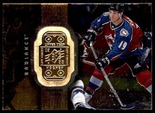 1998-99 Pacific Omega Planet Ice Joe Sakic /4750 Colorado Avalanche #22