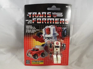 TRANSFORMERS GENERATION 1 SWERVE REISSUE SEALED ON CARD - Picture 1 of 3