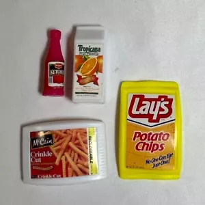 Barbie Doll Accessories / Dollhouse Miniatures - Fries, Chips, Ketchup & Juice - Picture 1 of 1