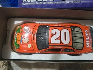 Tony Stewart #20 Peanuts Great Pumpkin 2002 Grand Prix Home Depot 1:24 Diecast - Picture 1 of 5