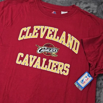 NUEVA Camiseta Majestic Cleveland Cavaliers Para Hombres Grande Alta NBA Camiseta Roja Gráfica Foto 1 de 4