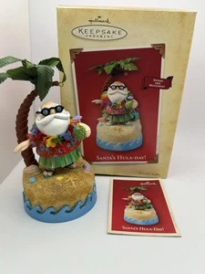 Hallmark 2004 Keepsake Ornament Santa's Hula-Day suono e movimento funzionamento a batteria - Foto 1 di 8