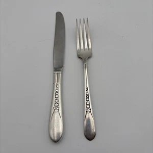 William Rodgers MFG Pricilla Ladyann Lady Ann Sliver Plate Knife And Dinner Firm - Picture 1 of 4
