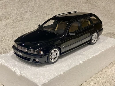 1:18 Otto Mobile 2001 BMW e39 540i M Sport  Touring in black Ottomobile OT1013 - Image 1 of 4