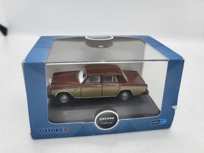 1:76 OO gauge Oxford Bentley T2 Saloon 1979 Nutmeg Brown  Silver Sand  76BT2002 - Image 1 of 3