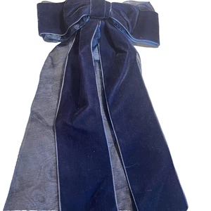 A New Day: Marineblaue Samtschleife Haarspange - Neu mit Etikett!! - Bild 1 von 2