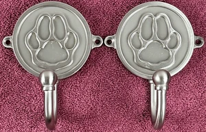 Zwei (passendes Paar) Franklin Messing FBPAWHK-SN Satin Nickel Pfotenabdruck Haken schön! - Bild 1 von 7