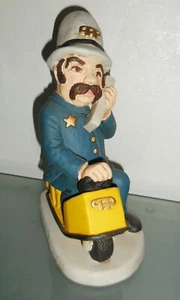 VINTAGE BIG CPP POLICE OFFICER SCULPTURE FIGURINE COLORFUL CALIFORNIA PLANT - Imagen 1 de 9