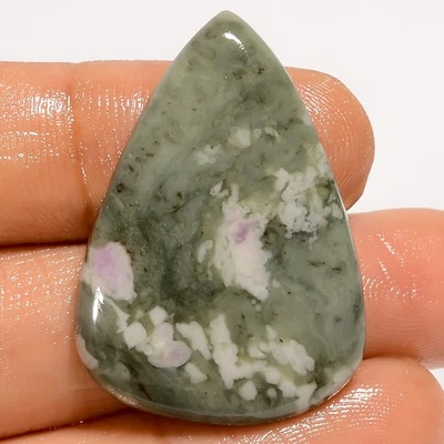 Piedra preciosa cabujón con forma de pera de jade paz 100 % natural 31,5 quilates 32X24X5 mm UG-1386 Foto 1 de 2