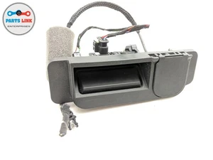 Mercedes C63 AMG W205 2017-2018 maletero trasero cámara de visión trasera con mango OEM - Imagen 1 de 6