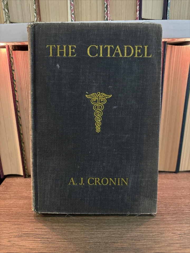 📚 The Citadel by A.J. Cronin – 1938 Edition – Hardcover 📖 - Image 1 of 1