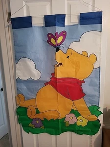 Winnie Puuh 100 Acres 28x40 Vintage Flagge mit Schmetterling und Blume - Bild 1 von 7