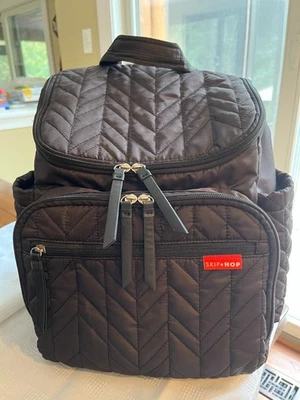 Skip Hop Forma Quilted Diaper Backpack Bag - Black Zip Pockets Changing Pad - Image 1 of 4