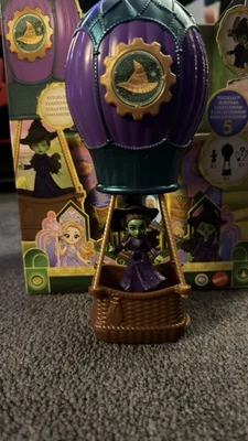 Wicked Ozian Balloons Reveal Blind Box Mini Figure Elphaba For Good - Image 1 of 4
