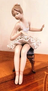 Lladro Recital Ballett Mädchen Figur 5,91" x 3,94" x 4,72" - Bild 1 von 12