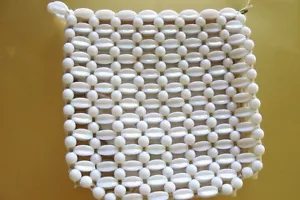 VINTAGE BEADED CLUTCH SMALL PURSE HANDBAG WALLET MADE IN HONG KONG! ELEGANT! - Picture 1 of 1