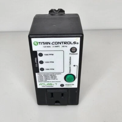 Titan Controls Atlas 7 CO2 Controller - NOT WORKING FOR PARTS OR REPAIR - Image 1 of 3