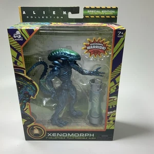 NUEVO EN CAJA Figura Guerrero XENOMORFO Colección Alien nueva en caja Lanard Walmart Exclusivo Azul - Imagen 1 de 6