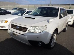 SUBARU FORESTER XT-T 2.0 TURBO * 4 WHEEL DRIVE * BLACK LEATHER EDITION - Picture 1 of 8
