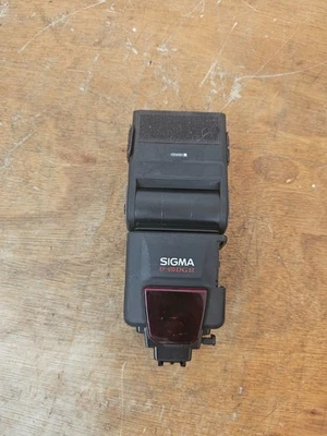 Sigma Electronic Flash EF-610 DG Super For Spares or Repairs Battery Cover Missi - Image 1 of 4