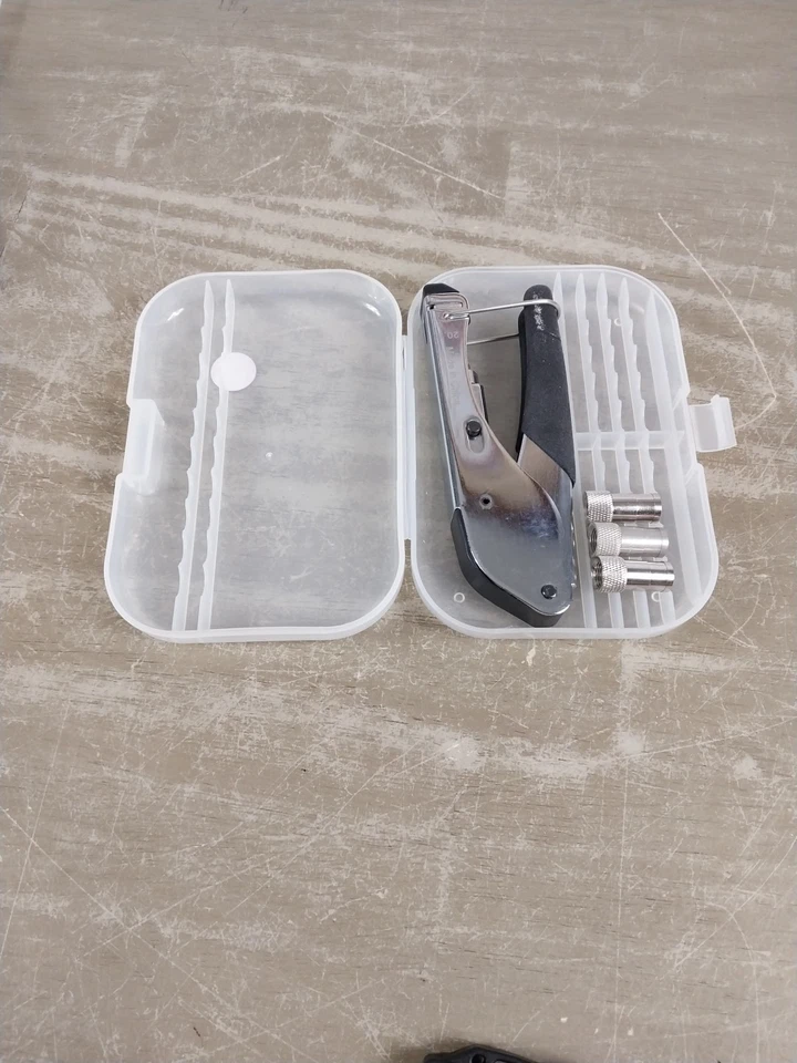 RG6 Quad Shield Coaxial Cable Compression Kit - Easy Strip And Connectors - Image 1 of 4