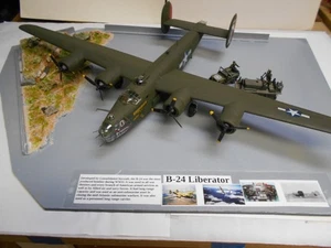 B-24 LIBERATOR WW II 1/48 MODELLFLUGZEUG (MOBY DICK) - DIORAMA MIT COVER # 77 - Bild 1 von 22