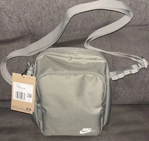 Nike✔️Heritage Crossbody Utility Adjustable Strap Shoulder Bag Light Army Green - Picture 1 of 16