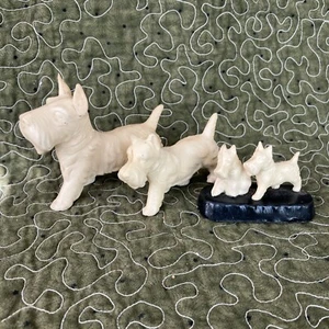 Scotty Dog figurines lot of 3 Vintage heavy plastic Made in Japan - Picture 1 of 24