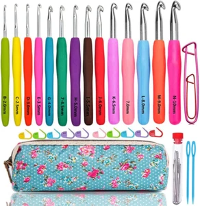 Ergonomic Crochet Hooks Set with Soft Grip, 14 Sizes and Accessories - Picture 1 of 12
