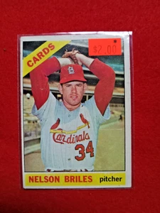 Tarjeta de béisbol 1966 Topps #243 tarjetas de Nelson Briles en muy buena condición - Imagen 1 de 3
