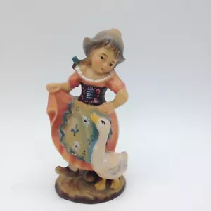 Rara statuina vintage Anton Fischer ragazza che balla con oca in legno Oberammergau - Foto 1 di 6