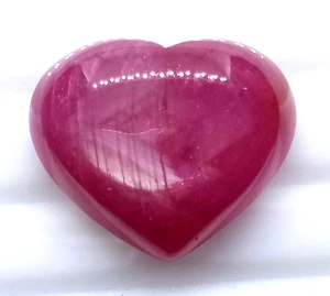 24.95 Cts NATURAL RUBY CABOCHON PERFECT SHAPE LOVELY COLOR HEART SHAPE - Picture 1 of 3