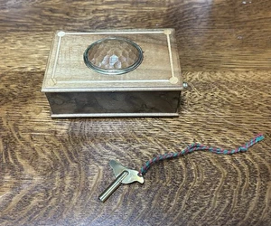 Holzkiste Singvogelkasten schöner funktionstüchtiger Zustand Karl Griesbaum garantiert - Bild 1 von 19