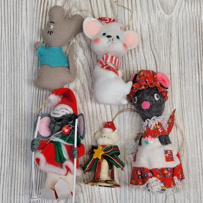 Juego de 5 Ratones Adornos de Navidad Papá Noel Esquiador Campana Vestido Fieltro Foto 1 de 4