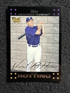 Tarjeta de novato de béisbol Vinny Rottino #261 2007 Topps cantidad Milwaukee Brewers - Imagen 1 de 2