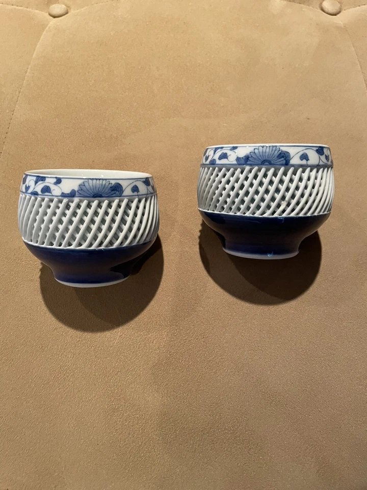 Vintage Marked Kinho Kiln Japanese Imari Lattice Teacups Set of 2 - Image 1 of 3