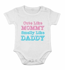 Lindo como mamá maloliente como papá uno divertido niños cumpleaños mono humor ducha - Imagen 1 de 5