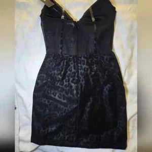 Fashion Nova schwarzes Kleid kurz ärmellos Größe M - Bild 1 von 5