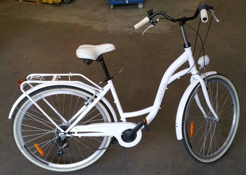 Goetze Mood 26 Zoll Damen Citybike, 17 Zoll Tiefeinsteiger Rahmen, weiß - Bild 1 von 4
