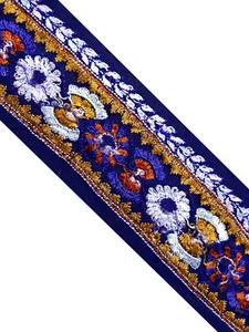 Vintage Saree Border India Decorative Trim Antique Embroidered Ribbon Silk Sari - Picture 1 of 8