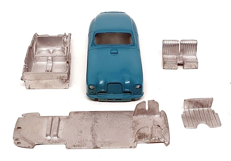 Набор для моделирования автомобиля SMTS масштаб 1:43 CL58 — седан Aston Martin DB2/4 Mk1 - Изображение 1 из 4