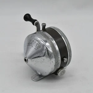 Vintage Super Zebco Model 22 Thumb Ball Spin Cast Fishing Reel - Picture 1 of 11