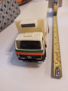 Conrad Mercedes Truck Camion Refrigerator 1/50 Vintage - Foto 1 di 7