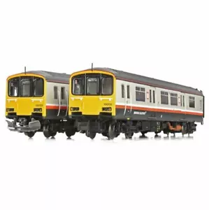 Graham Farish 371-336 Class 150/1 2-Car DMU 150133 BR GMPTE Spur N - Bild 1 von 1